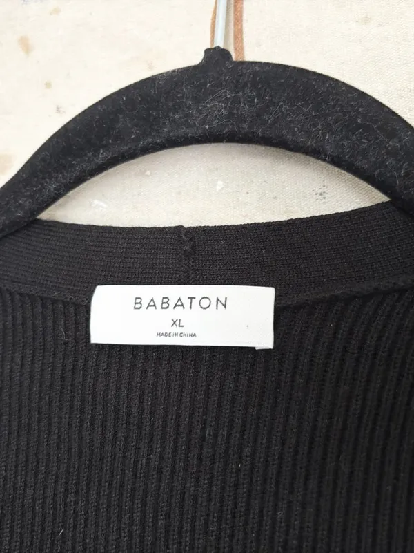 Aritzia Babaton Decision Shrug Cardigan - Image 3