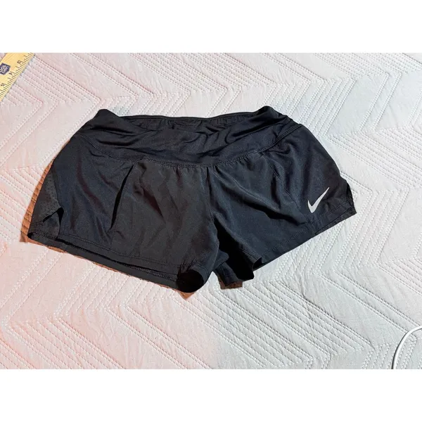 Nike athletic shorts dry fit size extra small women's excellent condition black‎ - Image 3