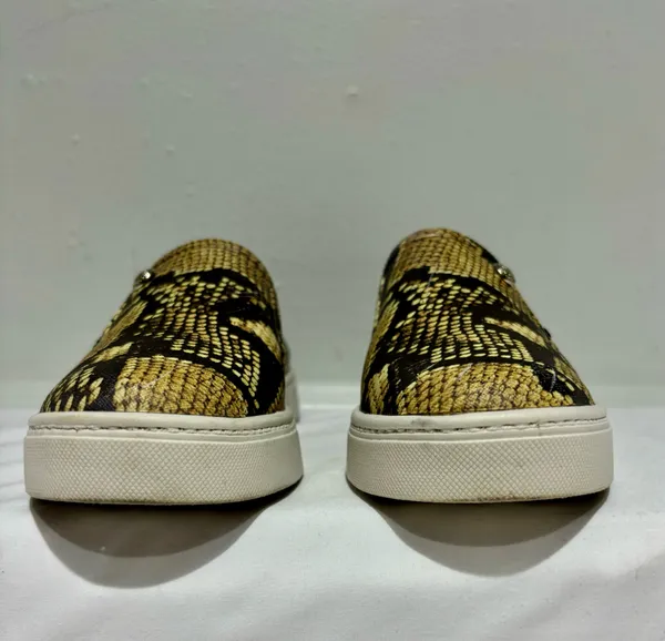 Vince Camuto Snakeskin Print Slip-On Shoes Size 8 - Image 6