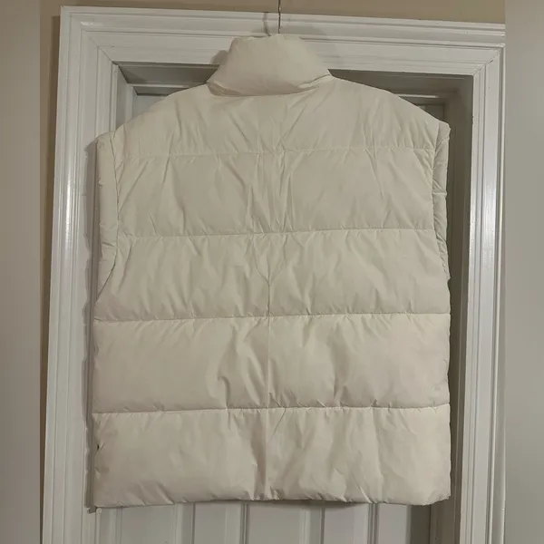 Women's Cream Puffer Vest Size L - Image 4