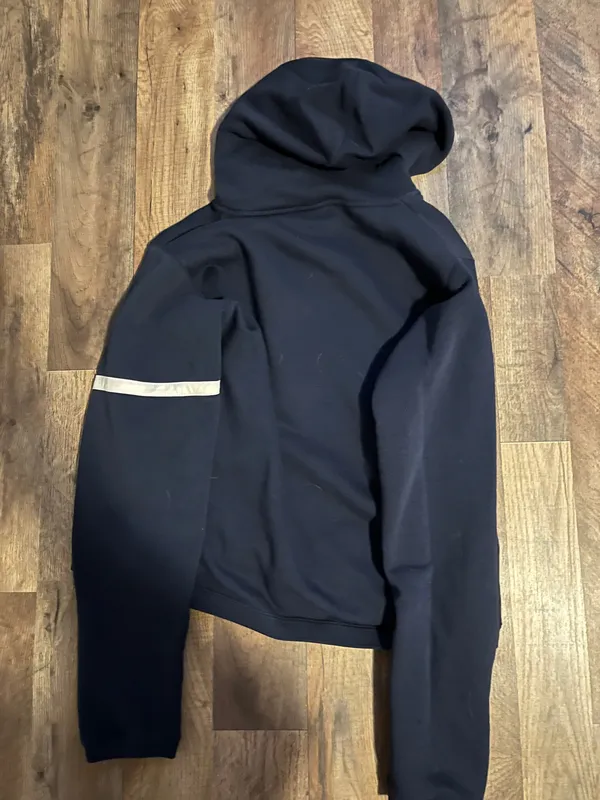 Nike vintage  hoodie - Image 4