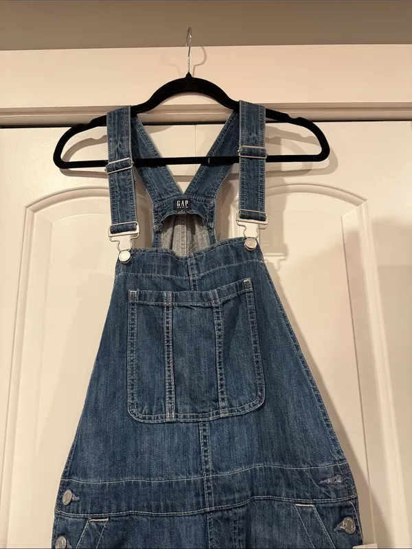 GAP Women's Denim Overall Jumpsuit in Medium Blue NWT - Image 5