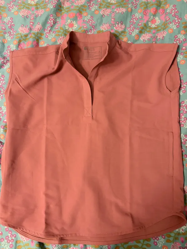 FIGS Rafaela Scrub Top - Image 4
