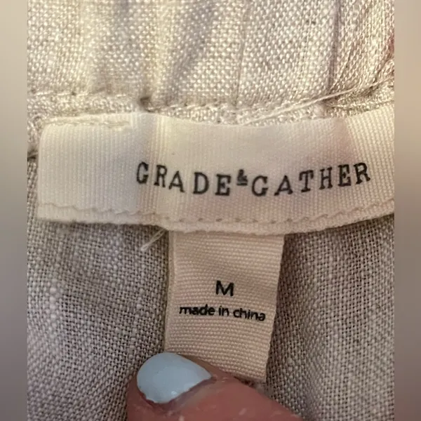 Grade & Gather Women’s Beige Linen Cropped Pants w Side Slit LNC Coastal Ltwght - Image 2
