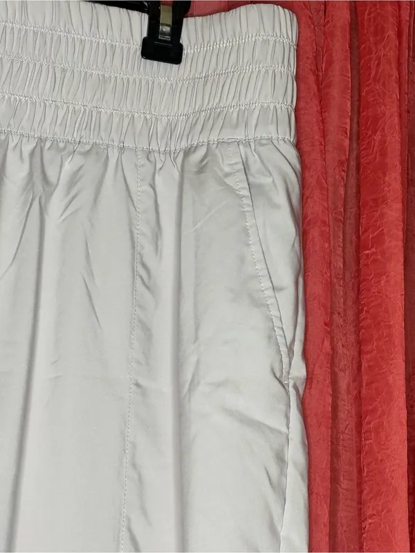 Nike White Elastic-Waist Athletic Pants - Image 4