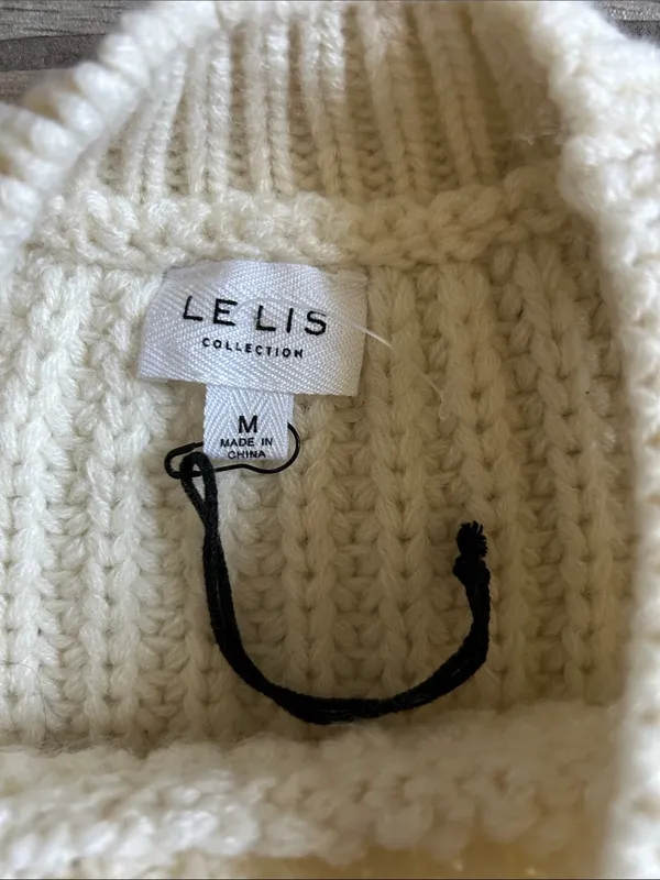 Le Lis Cream Cable-Knit Sleeveless Sweater Vest - Image 2