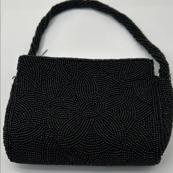 Bloomingdale's Elegant Black Beaded Wristlet - Image 15