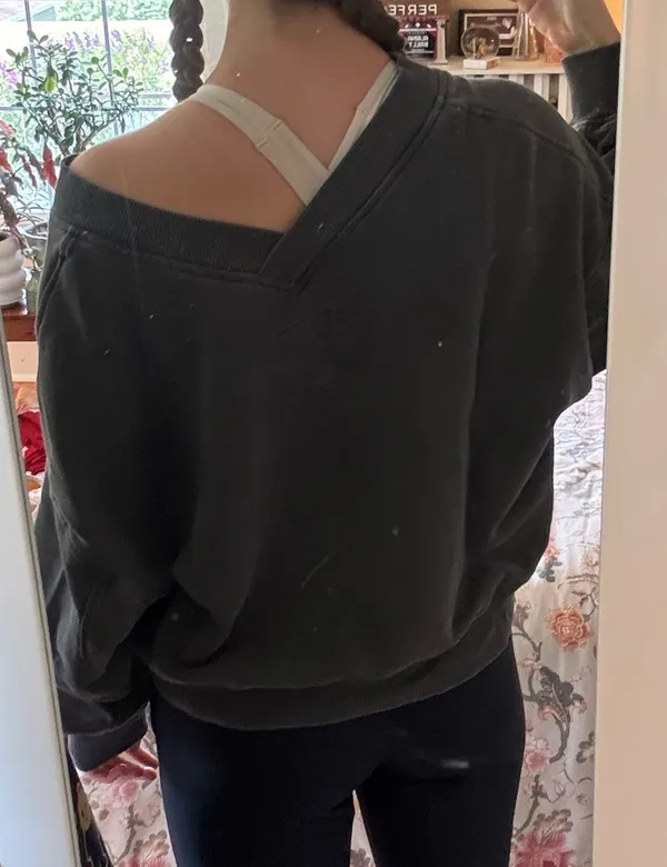 Aerie V-Neck Sweatshirt - Image 4