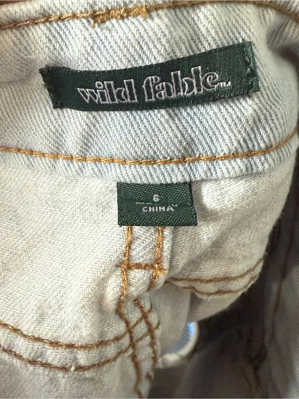 Wild Fable Cutoff High Waist Light Wash Jean Shorts Size 6 - Image 9