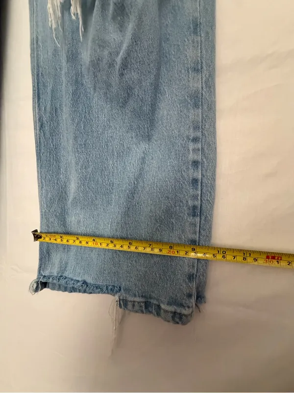 Wrangler Women Light Wash Distressed Mid Rise Loose Straight Sz 6 28x30(A876) - Image 7