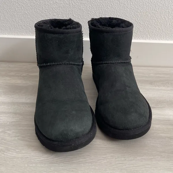 Mini Short Boots Sheepskin - Image 4