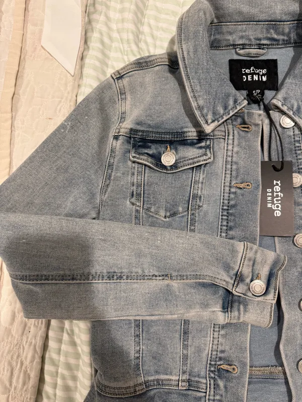 Refuge Ruffle Jean Jacket - Image 5