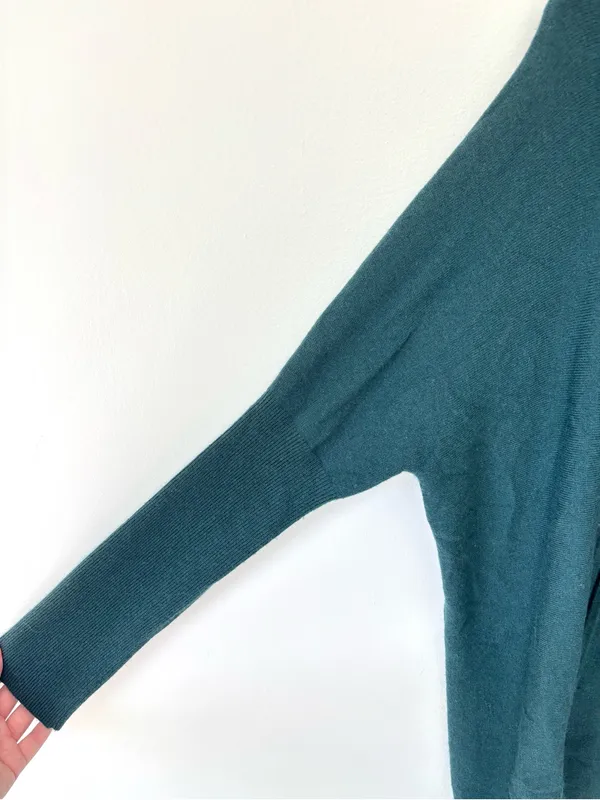 Garnet Hill Forest Green Wool Cashmere Blend Turtle Neck Sweater Front Pockets - Image 4
