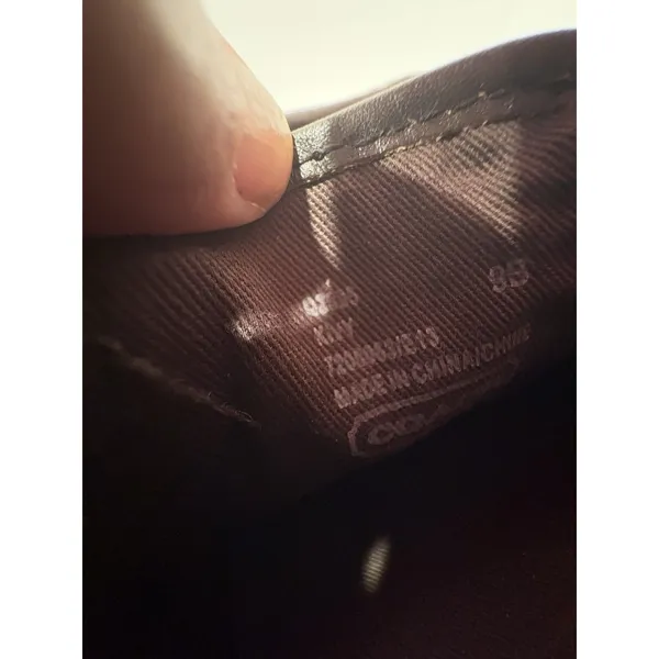 Coach signature logo slip-on sneakers featuring a brown 9B - Image 4