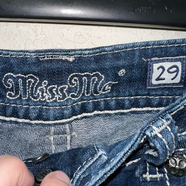 Miss Me Distressed‎ Cropped Jeans Size 29 Studded Pocket Stretch Denim - Image 3