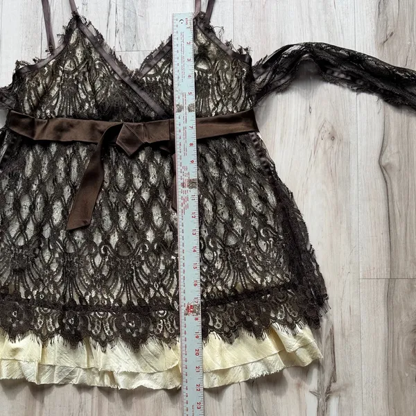PAIGE Brown Lace Tank Top with Cream Accents - Image 12