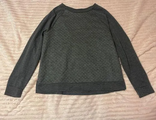 Old Navy Sweater - Image 2