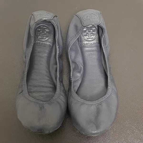 Tory Burch Eddie Navy Blue Leather Ballet Flats 6 M Folding Elastic Rim *No box* - Image 3