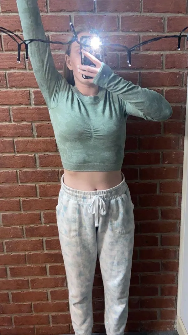 Gymshark Camo Long Sleeve Crop Top - Image 5