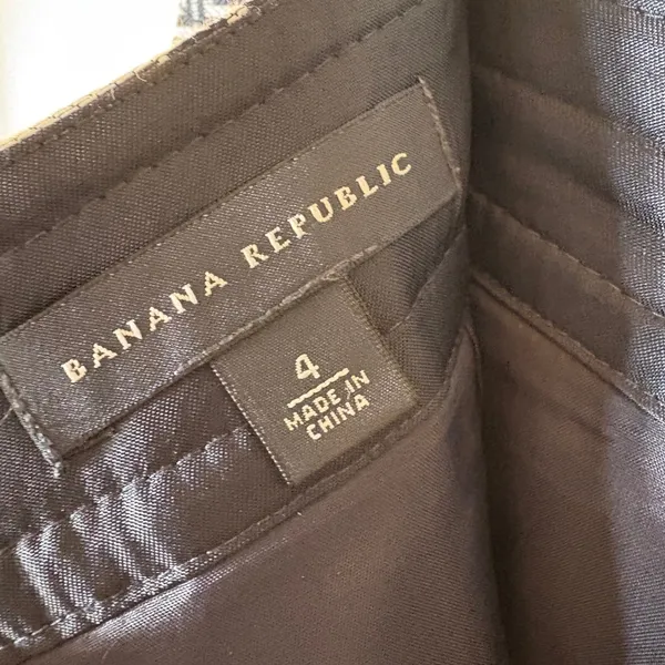 Banana Republic Geometric Print‎ Silk-Blend Pencil Skirt Size 4 - Image 6