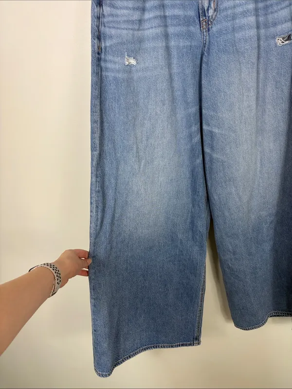 American Eagle Ultra Wide Leg Jeans Women’s Size 4 Short Blue High Rise Denim - Image 6