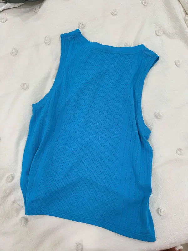 Lululemon tank top - Image 2