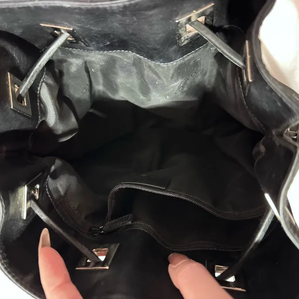 Gucci Drawstring Bucket Bag Leather Silver Chain Link Strap Nylon Vintage - Image 6