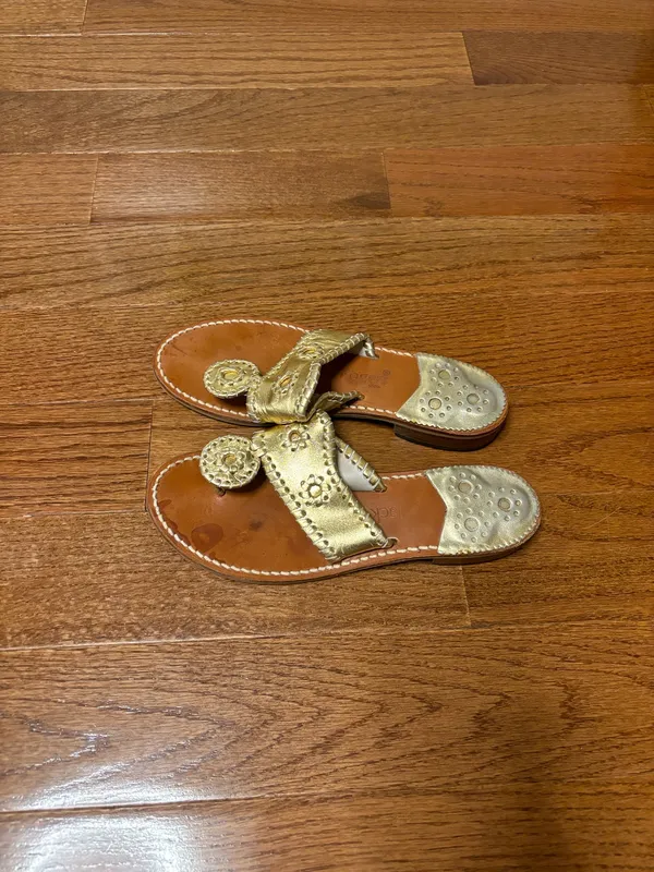 Jack Rogers Gold Sandals Metallic size 6 - Image 5