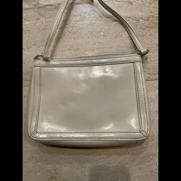Lauren Ralph Lauren Cream White‎ cross body bag 9x6.5x1.65” - Image 4