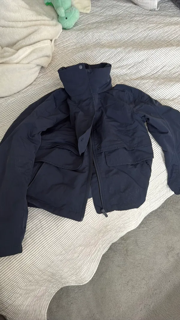 Lululemon Jacket - Image 3