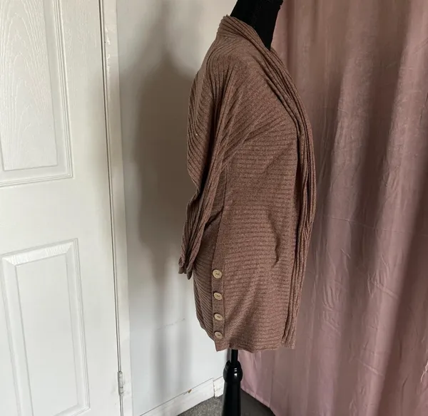 Chocolate USA Brown oversized cardigan with pockets - Image 2