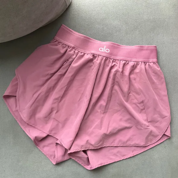Alo Yoga Match Point Short Pink Wild Rose S - Image 2