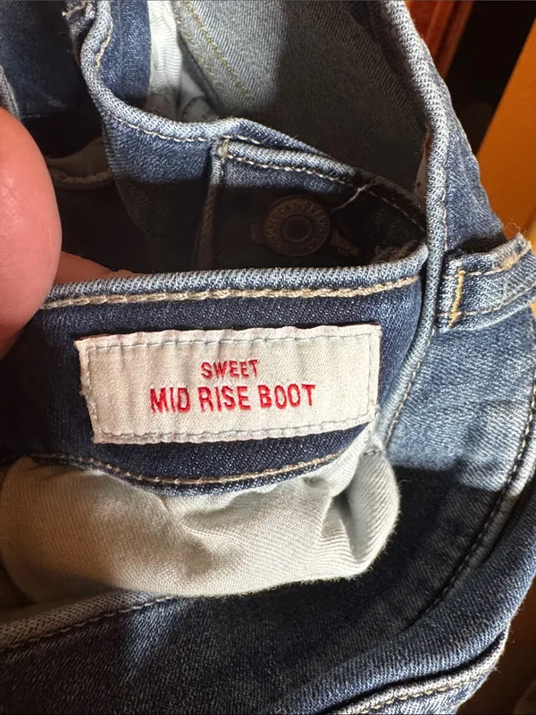 Lucky Brand Sweet Mid Rise Bootcut Jeans Size 10/30R Medium Wash Stretch Denim - Image 9