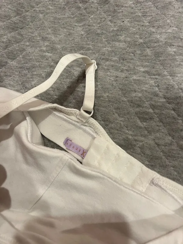 Savage X Fenty Cream/White Bandeau Bralette - Image 3