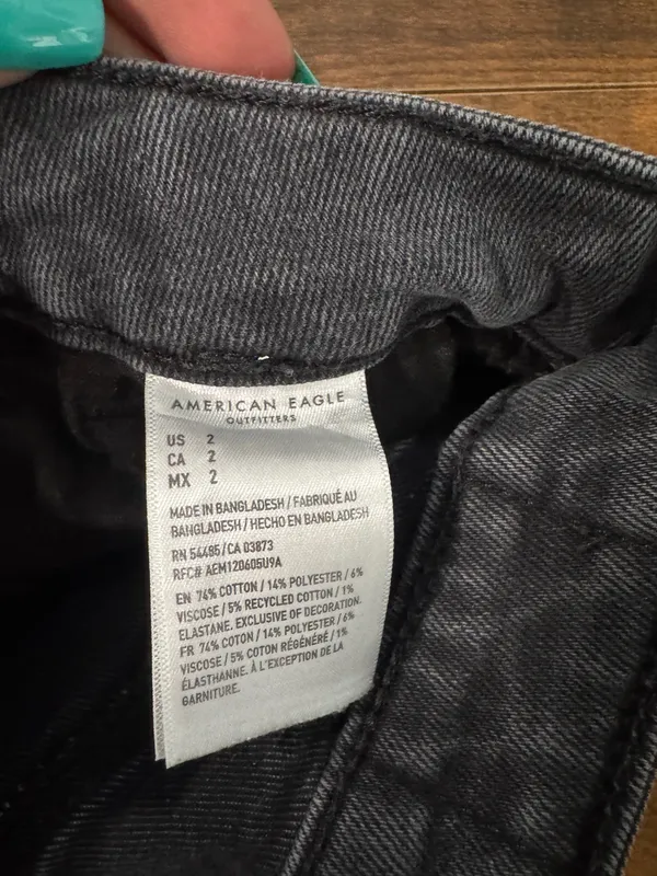 American Eagle Stretch Jean Shorts - Image 5