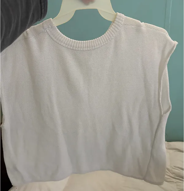 White top Size L - Image 2
