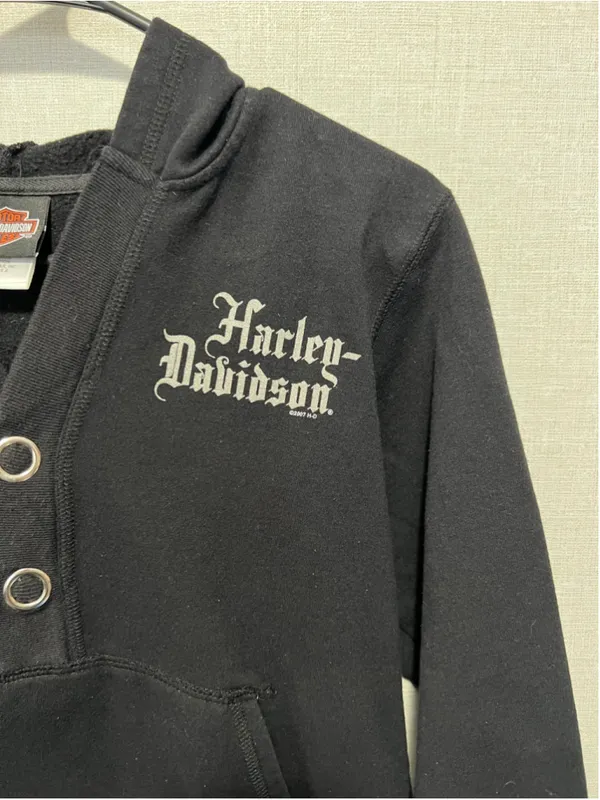 Harley Davidson California Black Hooded Henley Sweatshirt With Logo Front Pocket - Image 2