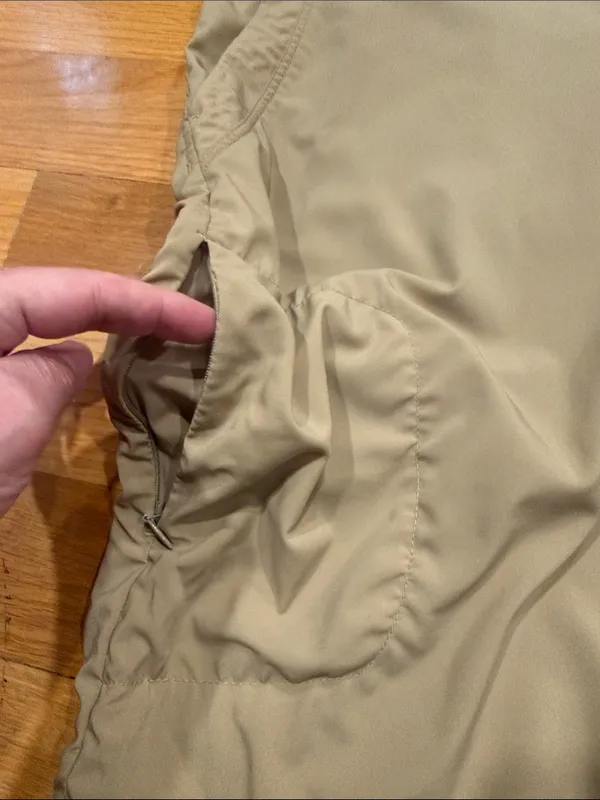 Rei women’s tan shorts size 12. - Image 9