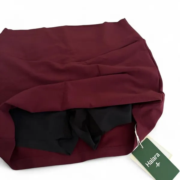 Halara burgundy active skort in size XL Red - Image 4