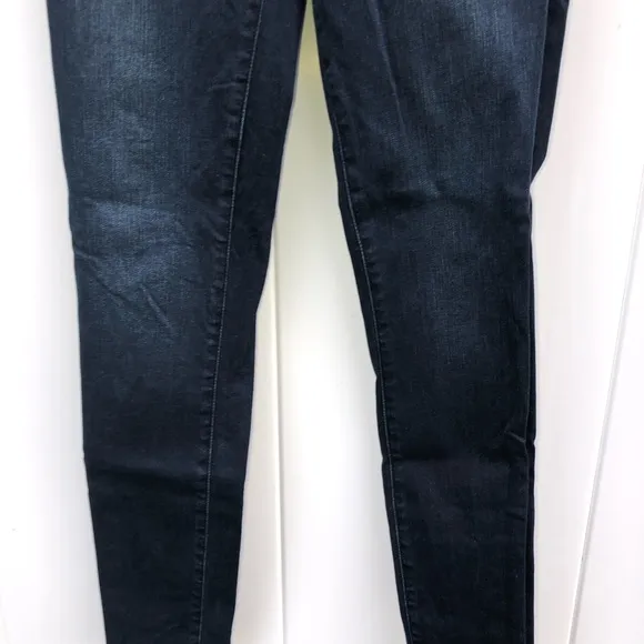 Abercrombie & fitch Simone high rise super skinny women’s size 27 4R dark‎ wash - Image 3