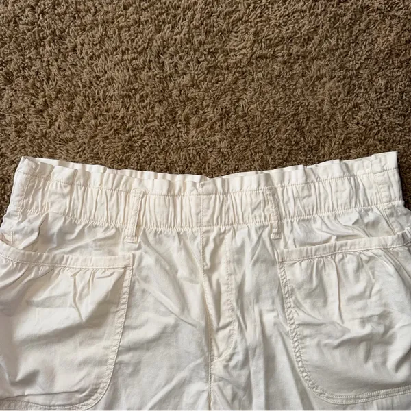 Women’s American Eagle High-Waisted Pull-On Short size XL - Image 4