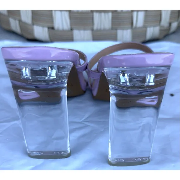 Womens 7 Lavender Patent Strappy Clear Lucite Heel Y2K Sandals Top Moda - Image 6