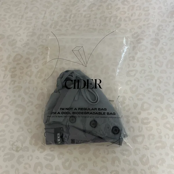 Cider NWT  Button Up V-Neck Vest - Image 5