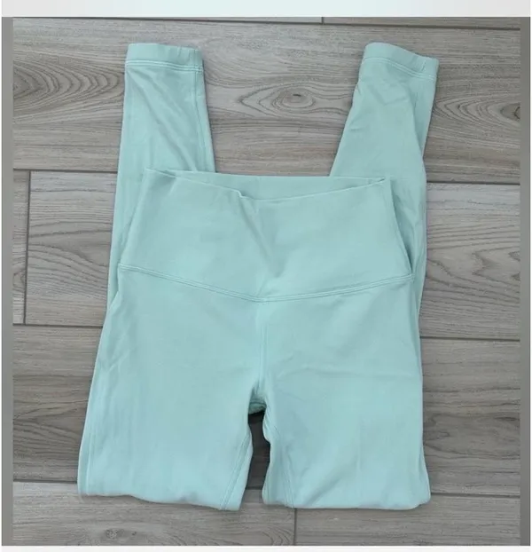 Lululemon Align Leggings 28"  - Image 3
