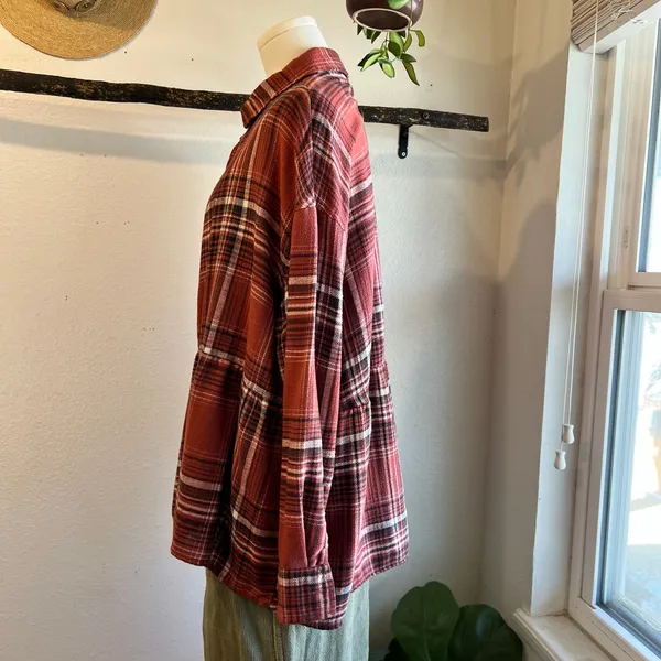 American Eagle Oversized Soft Cotton Flannel Button Long Sleeve Shirt Size Small - Image 3