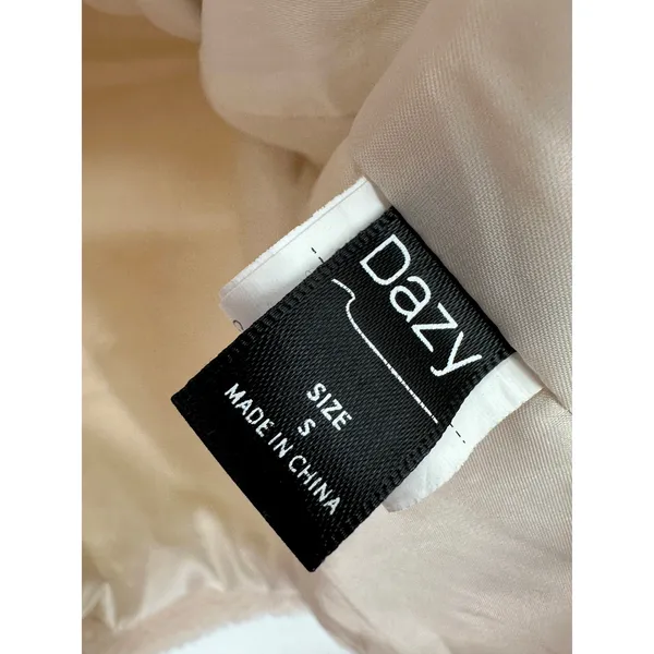 Dazy‎ White Sherpa Button Front Jacket Women Small Patch Pockets Cozy Teddy Coat - Image 6