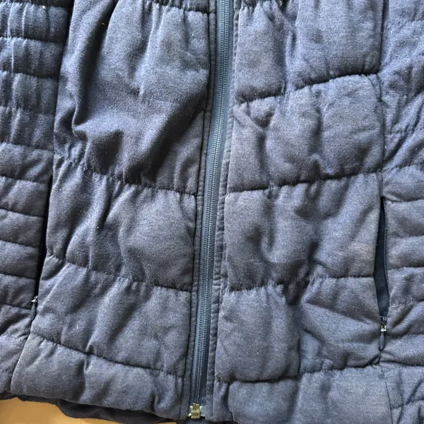 Be by Blanc Noir Quilted Hooded Puffer Vest - Image 5