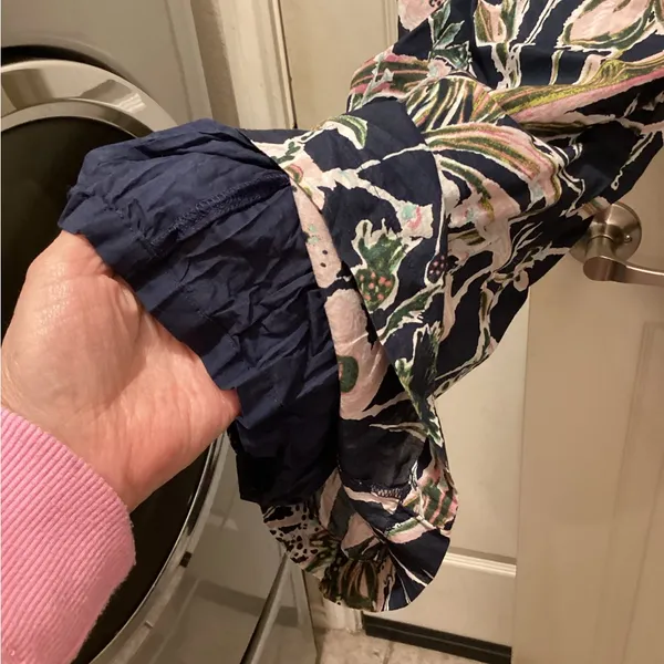 Vineyard Vines Dark Floral Pants - Image 3