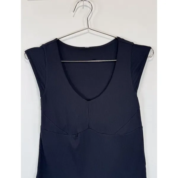 Vuori Womens Top Black Sleeveless Cove V Neck Tank Ribbed Knit Stretch Small - Image 6