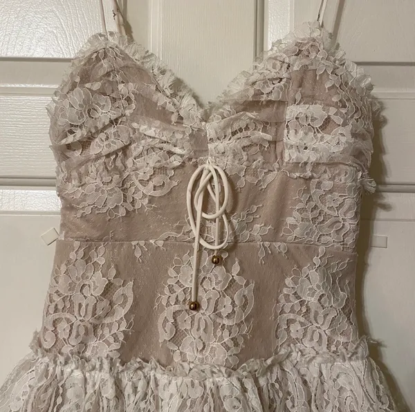 NWT! Angel Biba Chic White Floral Lace Mini Dress Women’s V-Neck Ruffle Size Large - Image 5